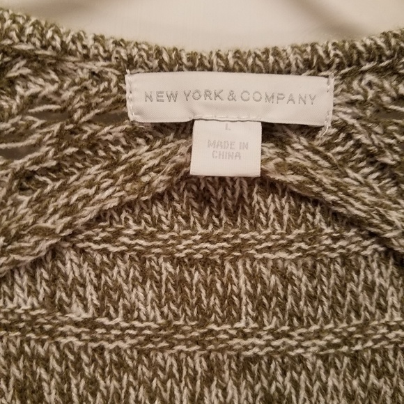 New York & Company Sweater - Picture 3 of 5